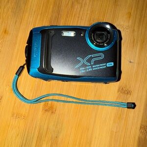 FujiFilm FinePix XP140 4K 16.4 MP Shock/Waterproof Compact Digital Camera
